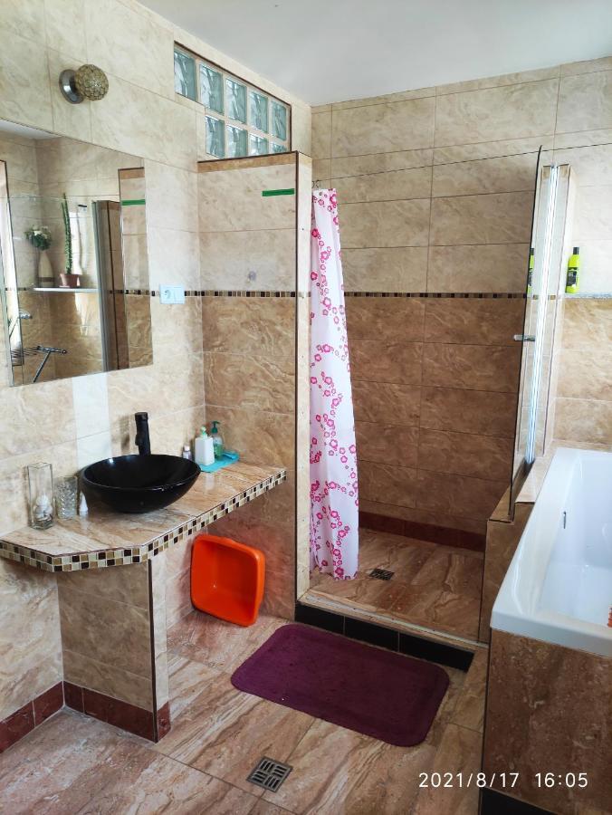 Готель Rezidence Jiskra Брандіс-над-Лабем-Стара-Болеслав Екстер'єр фото